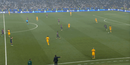 ⛳Chi tiết: Enrique vẽ con rồng và Dembélé thêm nét hoàn thiện, trong khi Inter Milan chịu trách nhiệm về bảng nền