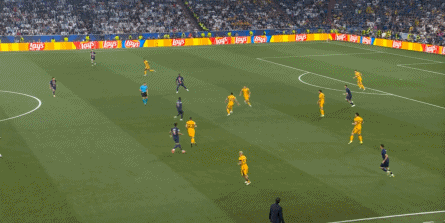 ⛳Chi tiết: Enrique vẽ con rồng và Dembélé thêm nét hoàn thiện, trong khi Inter Milan chịu trách nhiệm về bảng nền